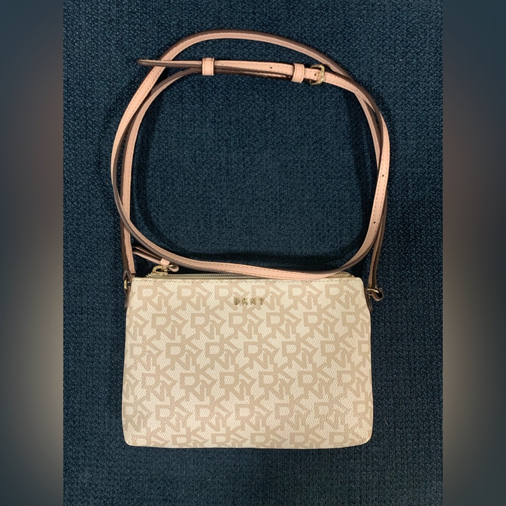 DKNY Caylin Top Zip Crossbody Bag